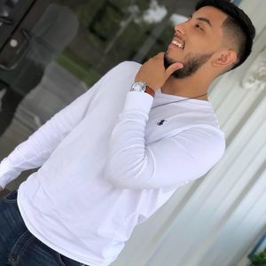 Meet your Posher, Jonathan